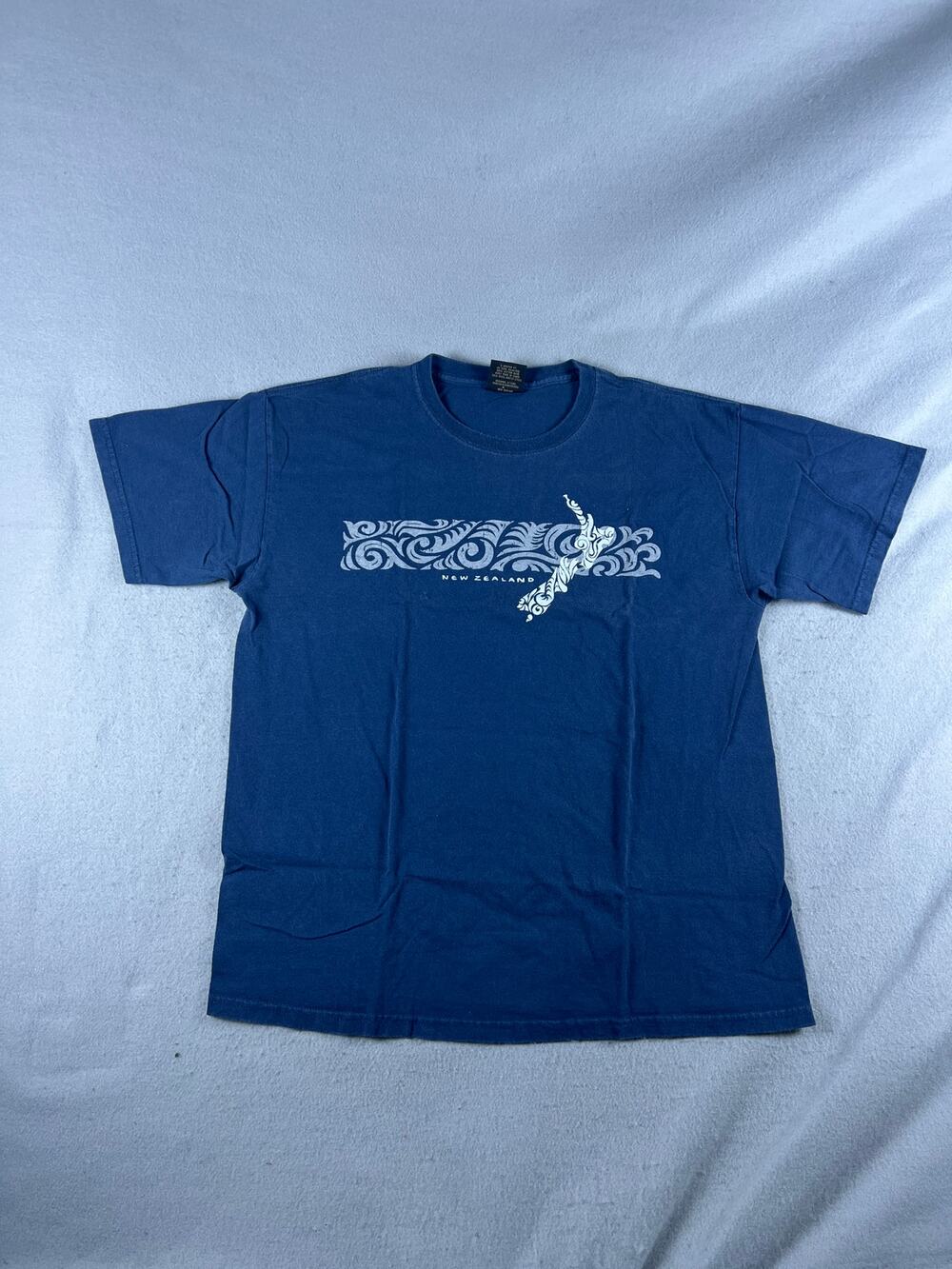 Super Shirts New Zealand Graphic T-Shirt Mens L Blue Crew Neck Tribal Logo Tee